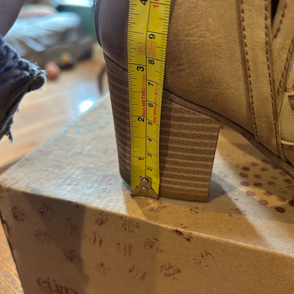 Cute Booties! - Picture 3 of 6